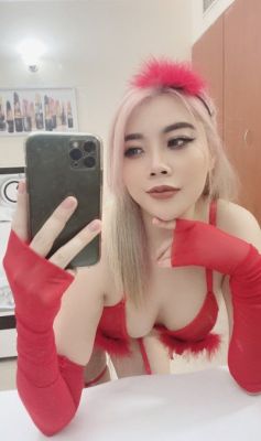 Mia, photos from the adult website sexcanberra.com