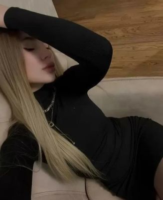 Charlotte , profile pictures