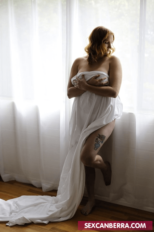 Call Girl Louise lee (26 age, Canberra)