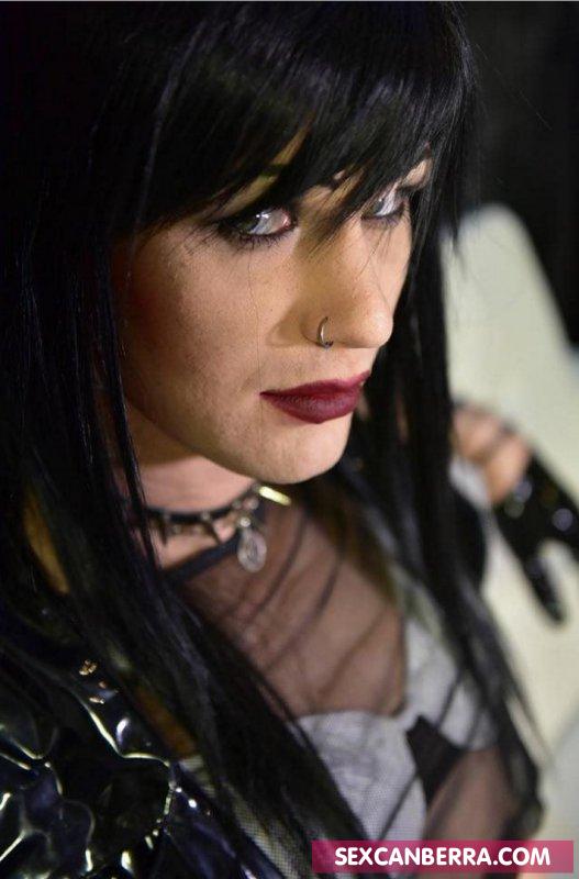 Call Girl Danika Deep (29 age, Canberra)