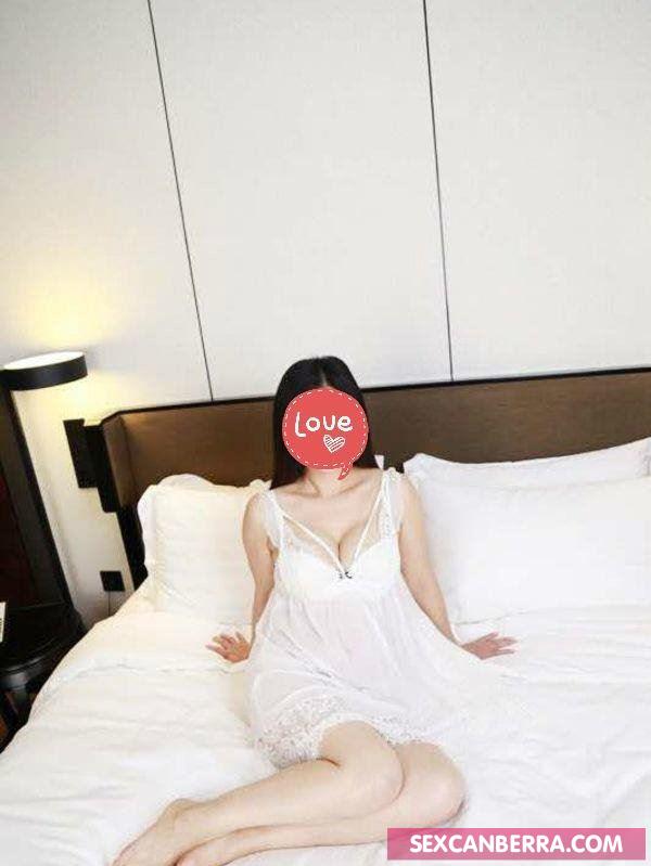 Call Girl Annie (25 age, Canberra)